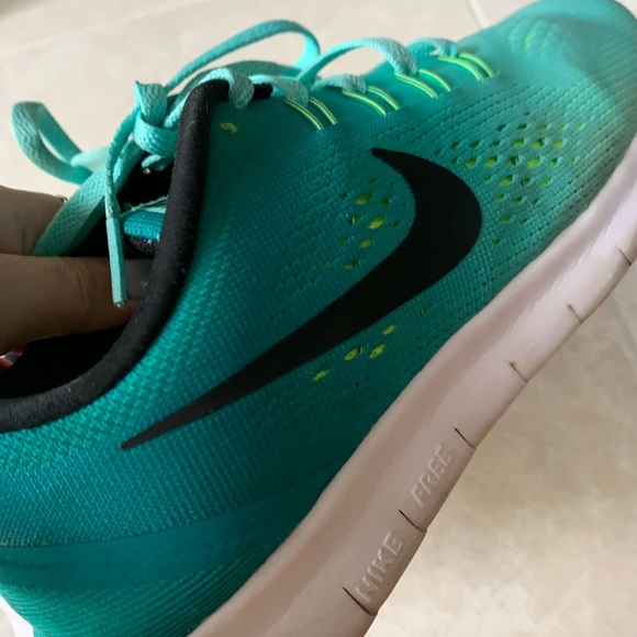 Blue nike free run sneakers - Picture 1 of 6